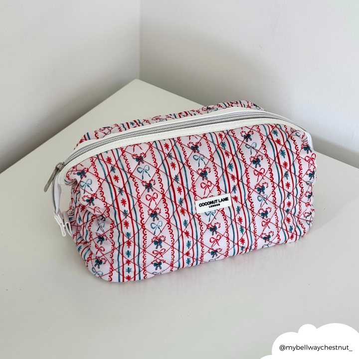 Expandable Makeup Bag - Quilted Let It Bow