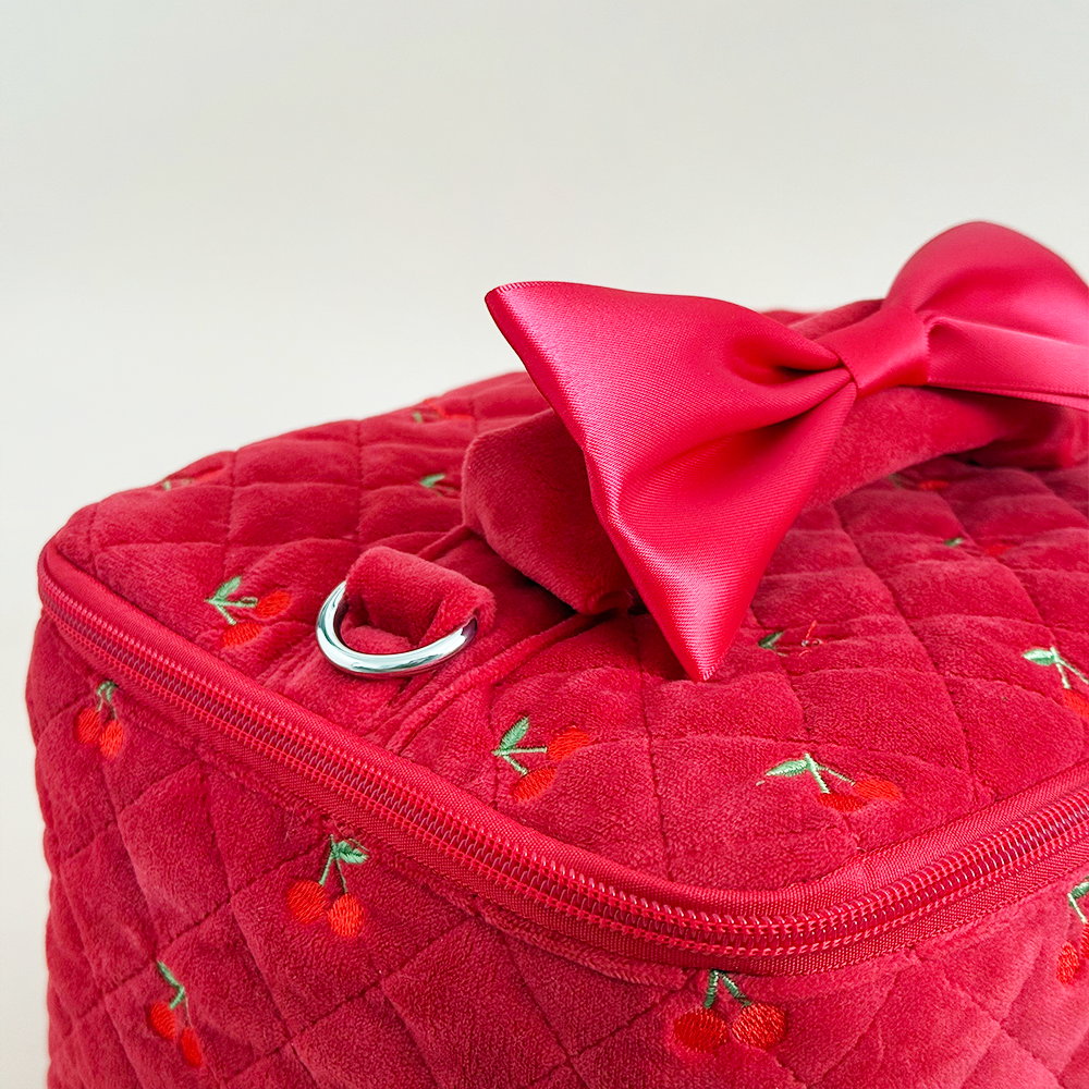 Travel Vanity Case - Cherry