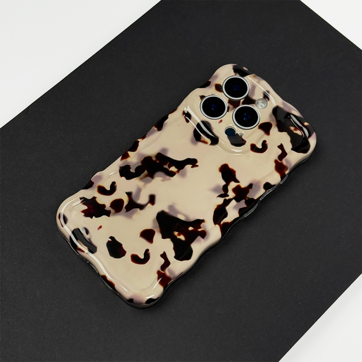 Wavy Phone Case - Ivory Tort