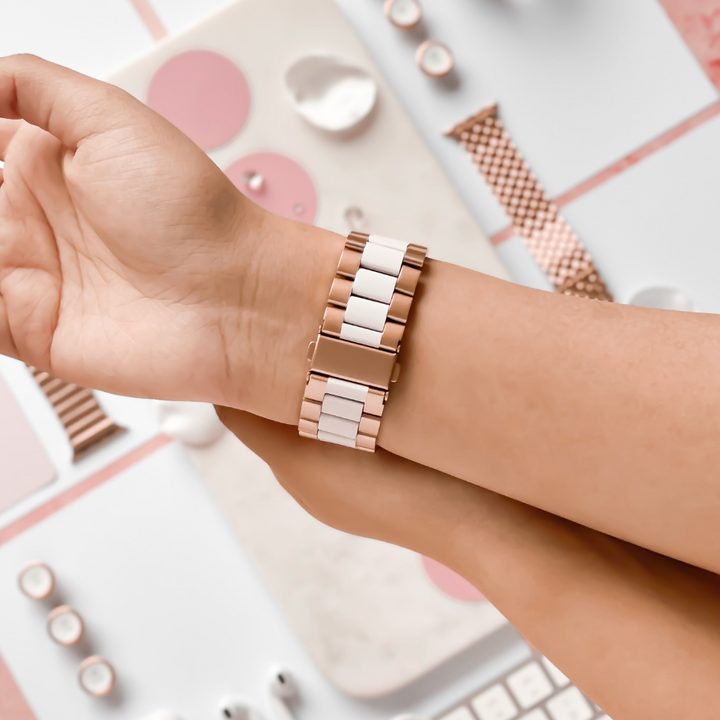 white-and-rose-gold-stainless-steel-apple-watch-strap